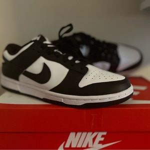 Nike Panda Dunks Low 9.5 Women’s shoes sneakers limited rare